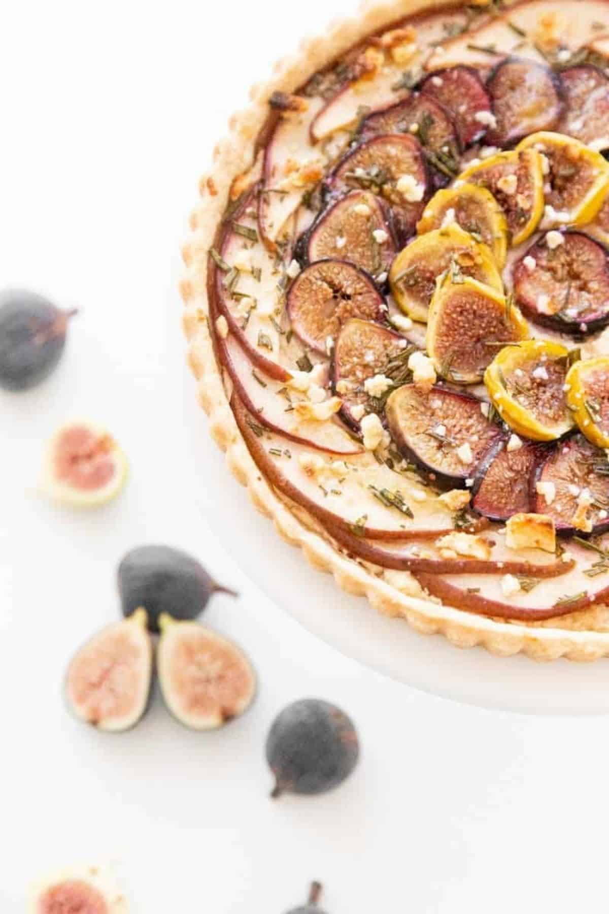 pear and fig tart overhead