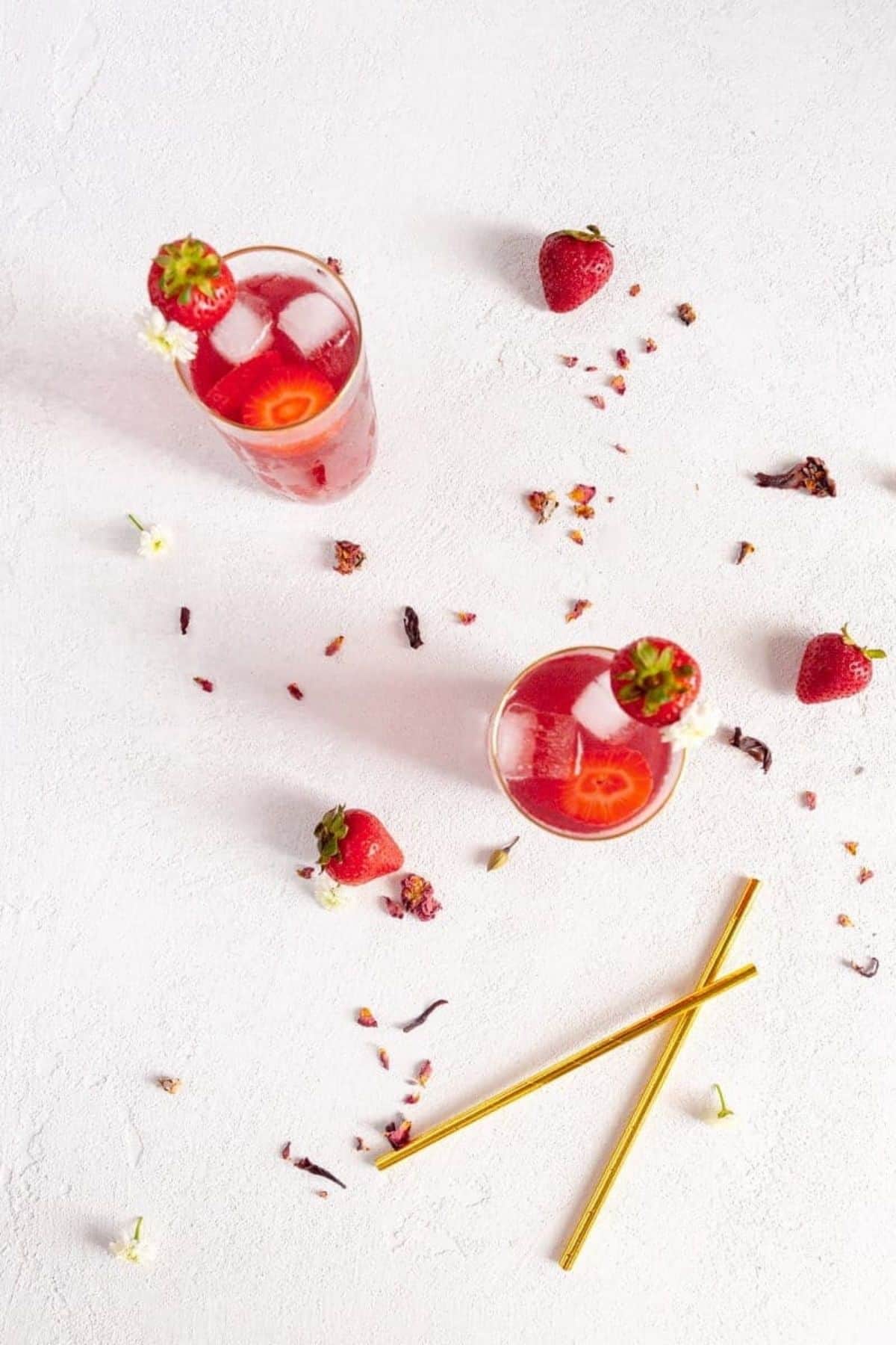 Overhead shot of the strawberry iced tea