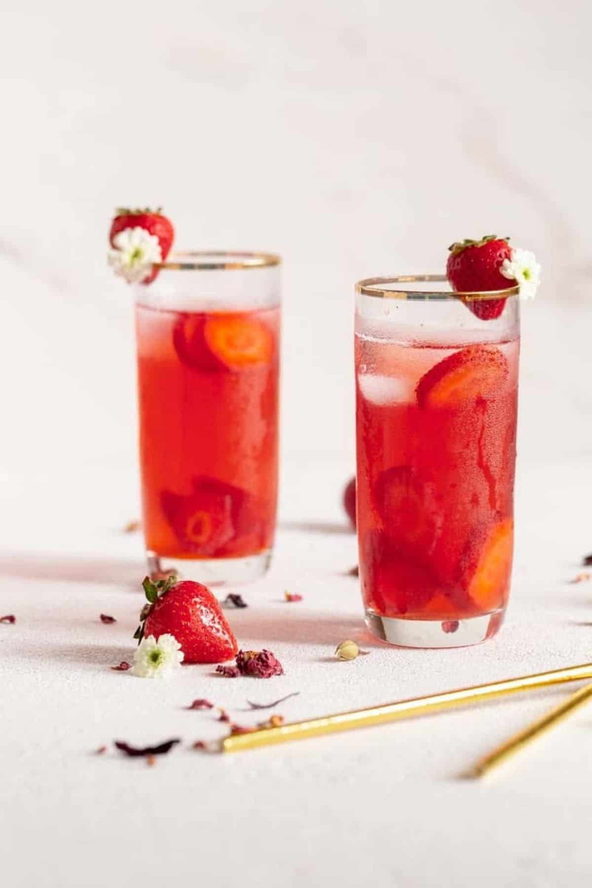 Horizontal shot of the strawberry iced teas