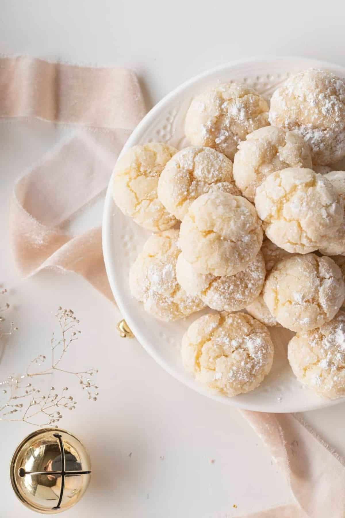 overhead gooey butter cake cookies