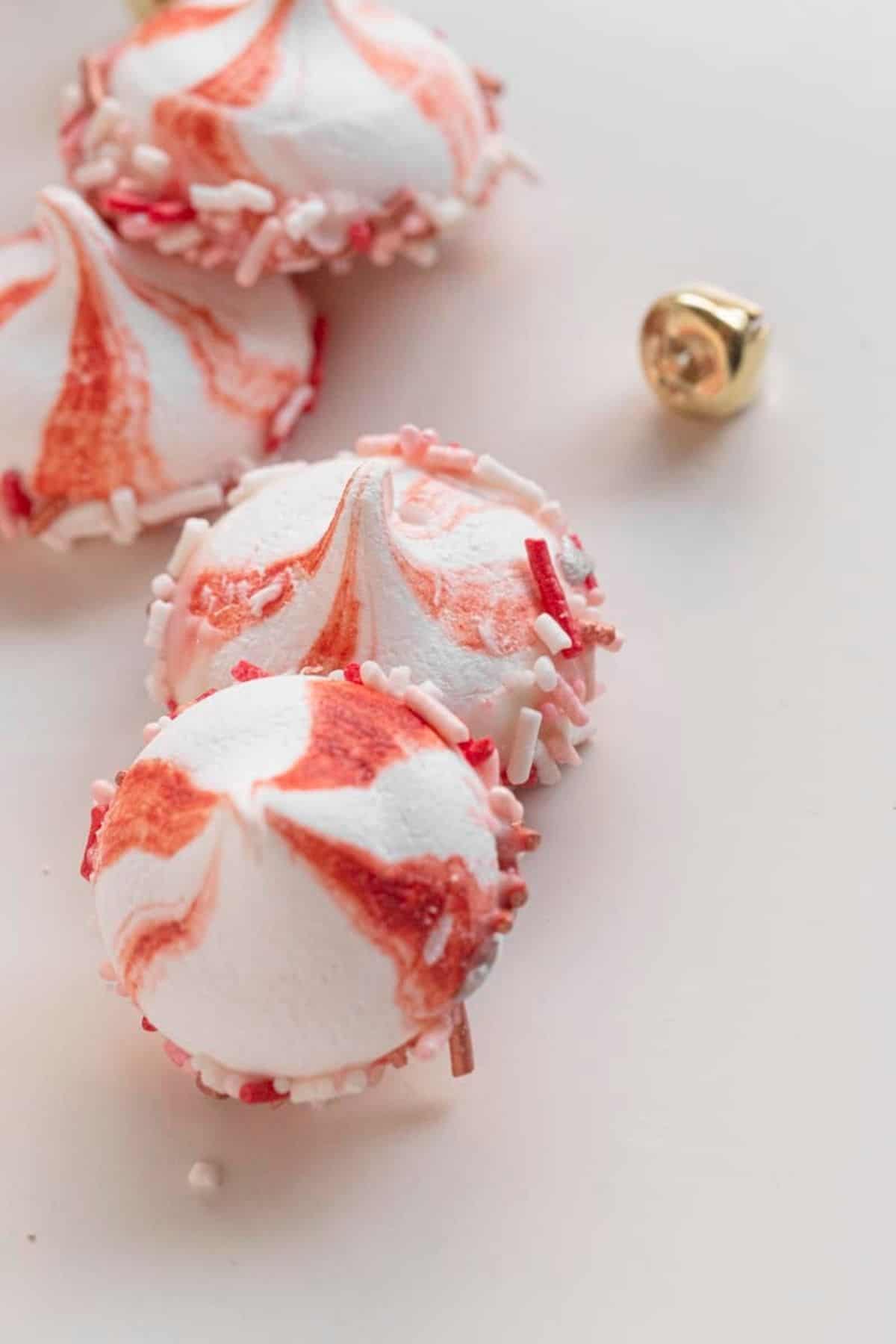 peppermint meringue candies