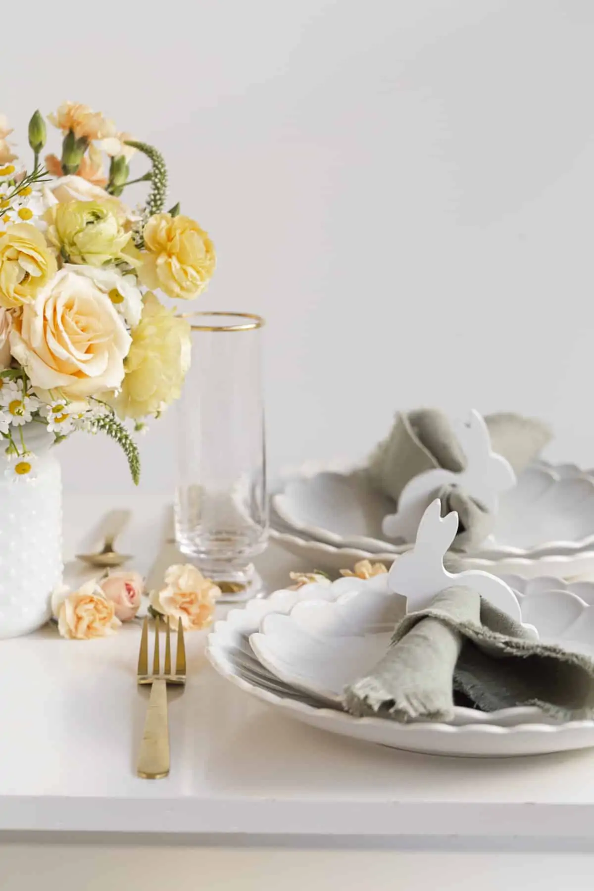 Easter tabletop decor with a rabbit napkin ring