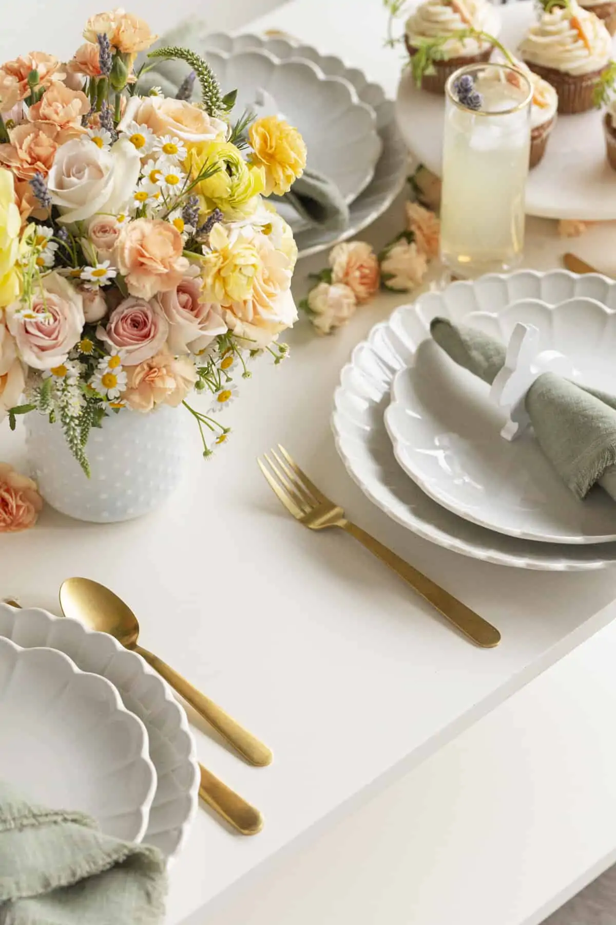 Easter tabletop decor